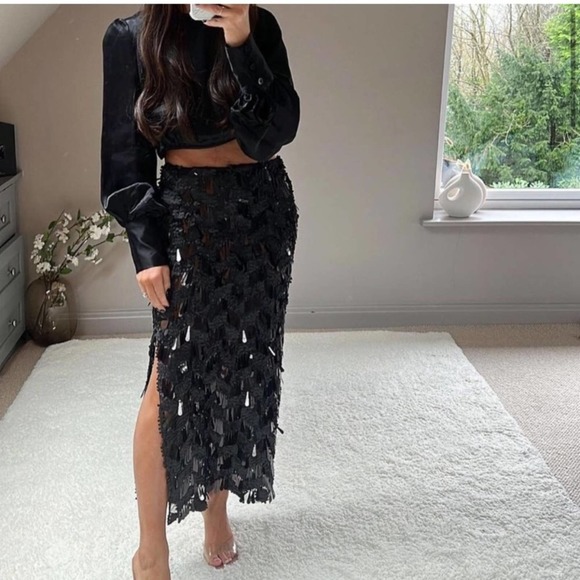 NWT ZARA SEQUIN MIDI SKIRT - Picture 3 of 5